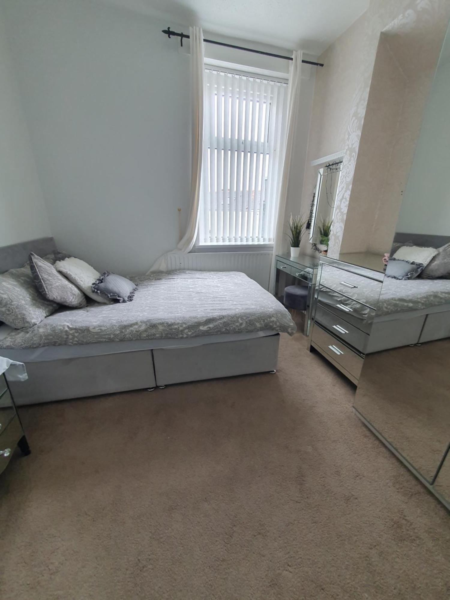 Private Double Room In Κάρντιφ Εξωτερικό φωτογραφία