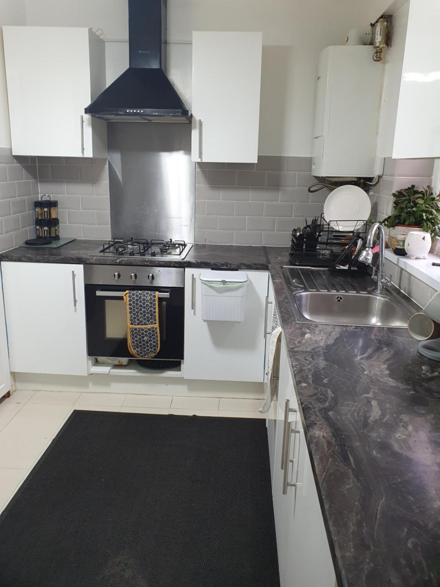 Private Double Room In Κάρντιφ Εξωτερικό φωτογραφία